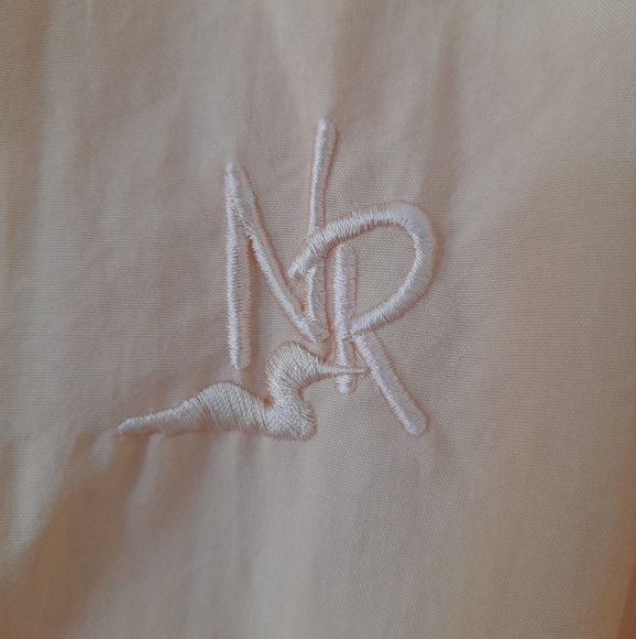 Vintage Peach Windbreaker - Picture 3 of 7